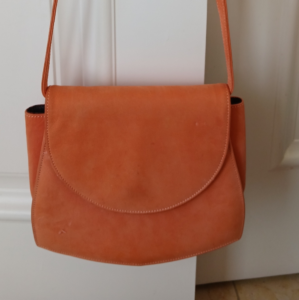 Elegant Orange Leather Shoulder Bag